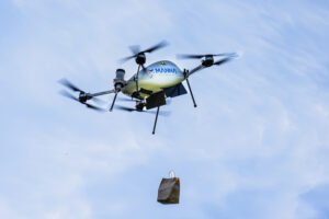Read more about the article Drones revolutionize logistics – Food deliveries by air tested in Oulu 